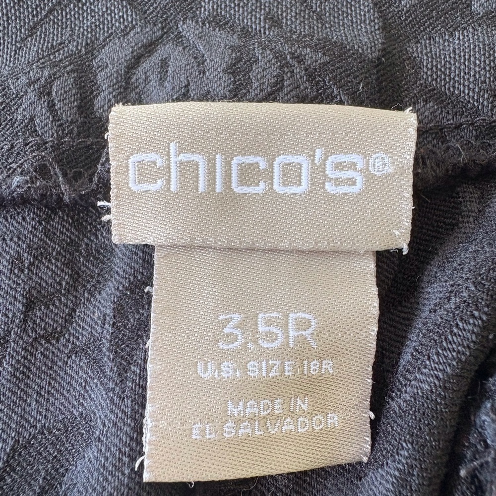 Chico’s Black Texture Floral Pull On Ankle Pant Size 18 Stretch Dressy or Casual - Picture 2 of 13